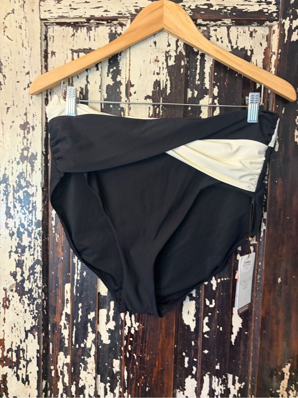 Calla High-Waist Black and Cream Bikini high tummy control Bottom. Size L. NWT